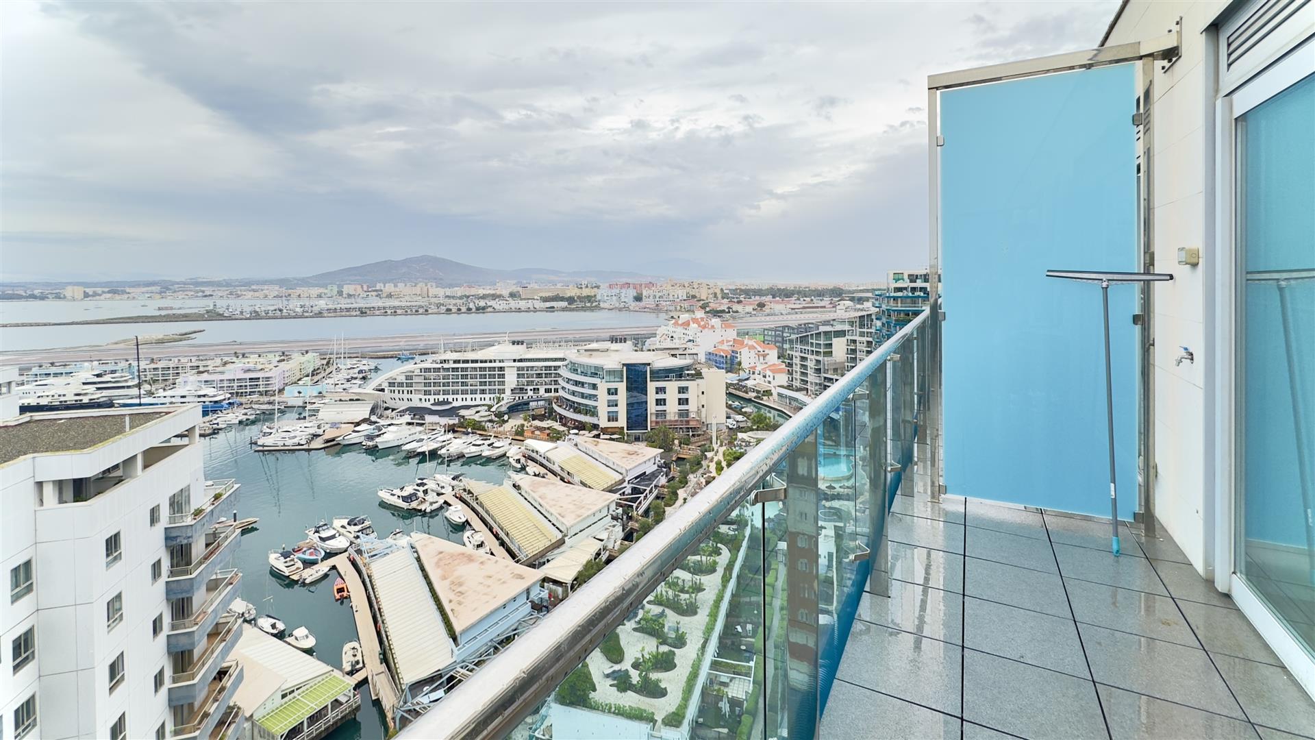 Image of Apartment - 3 Bedrooms - 3 Bathrooms for Sale in Majestic Ocean Plaza-Gibraltar, Image 5